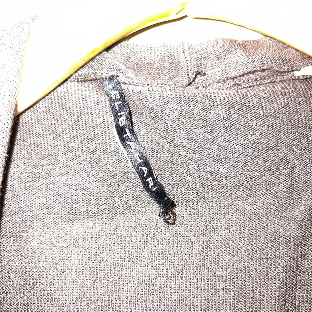 ✨Elie Tahari | Brown Ruffle Silk and Cashmere Cardigan - Picture 2 of 2